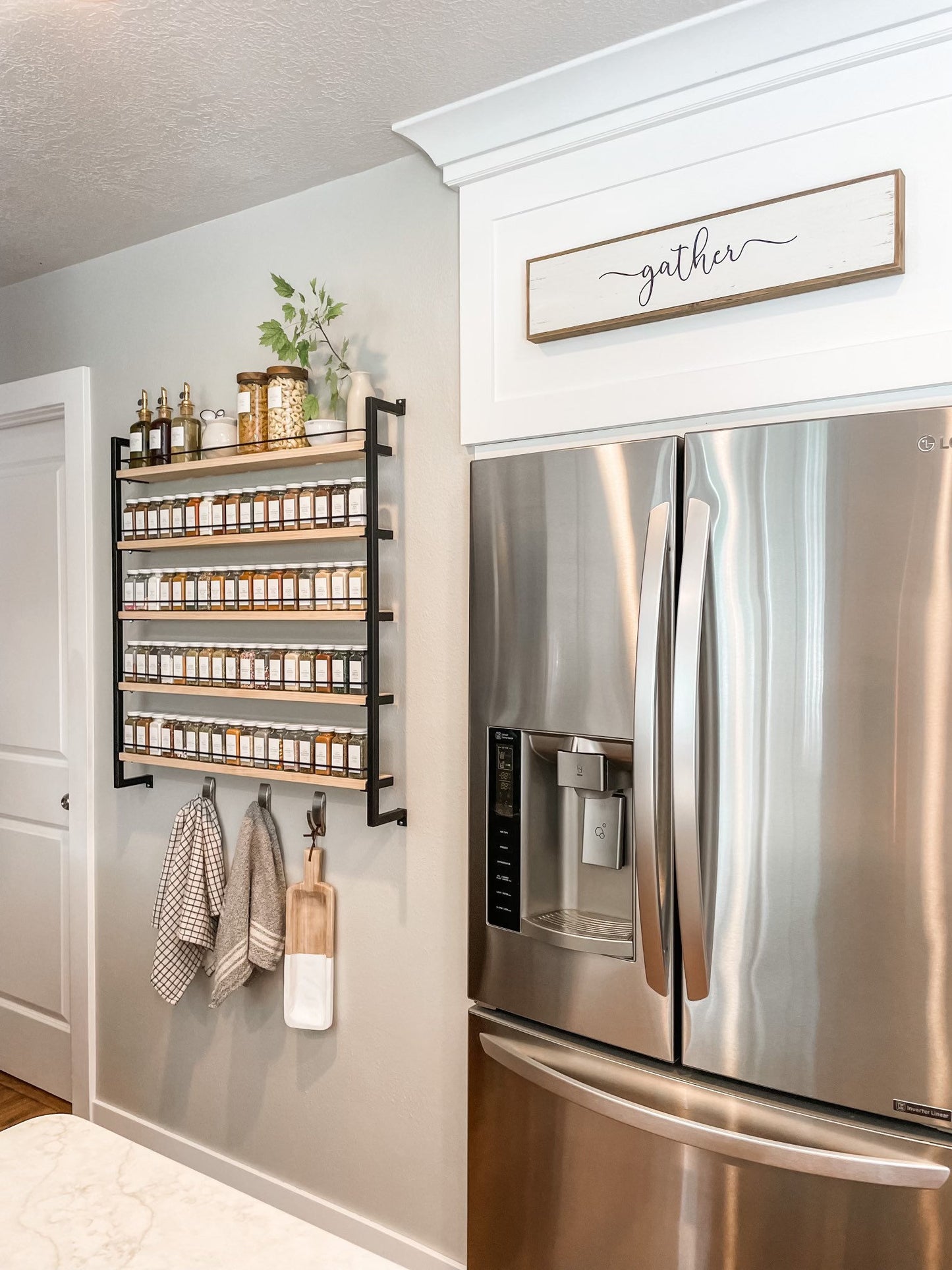 One shelf Hanging Spice rack
