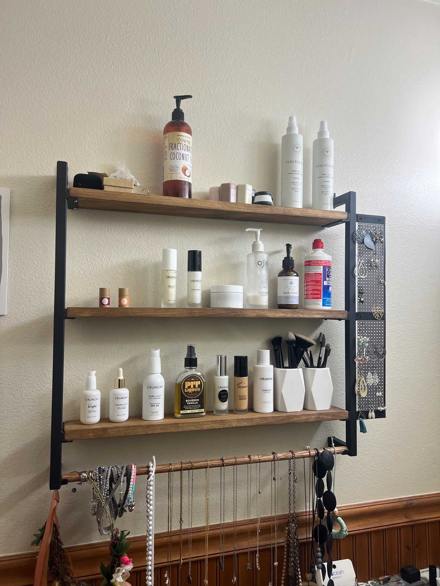 bathroom storage with earring rack